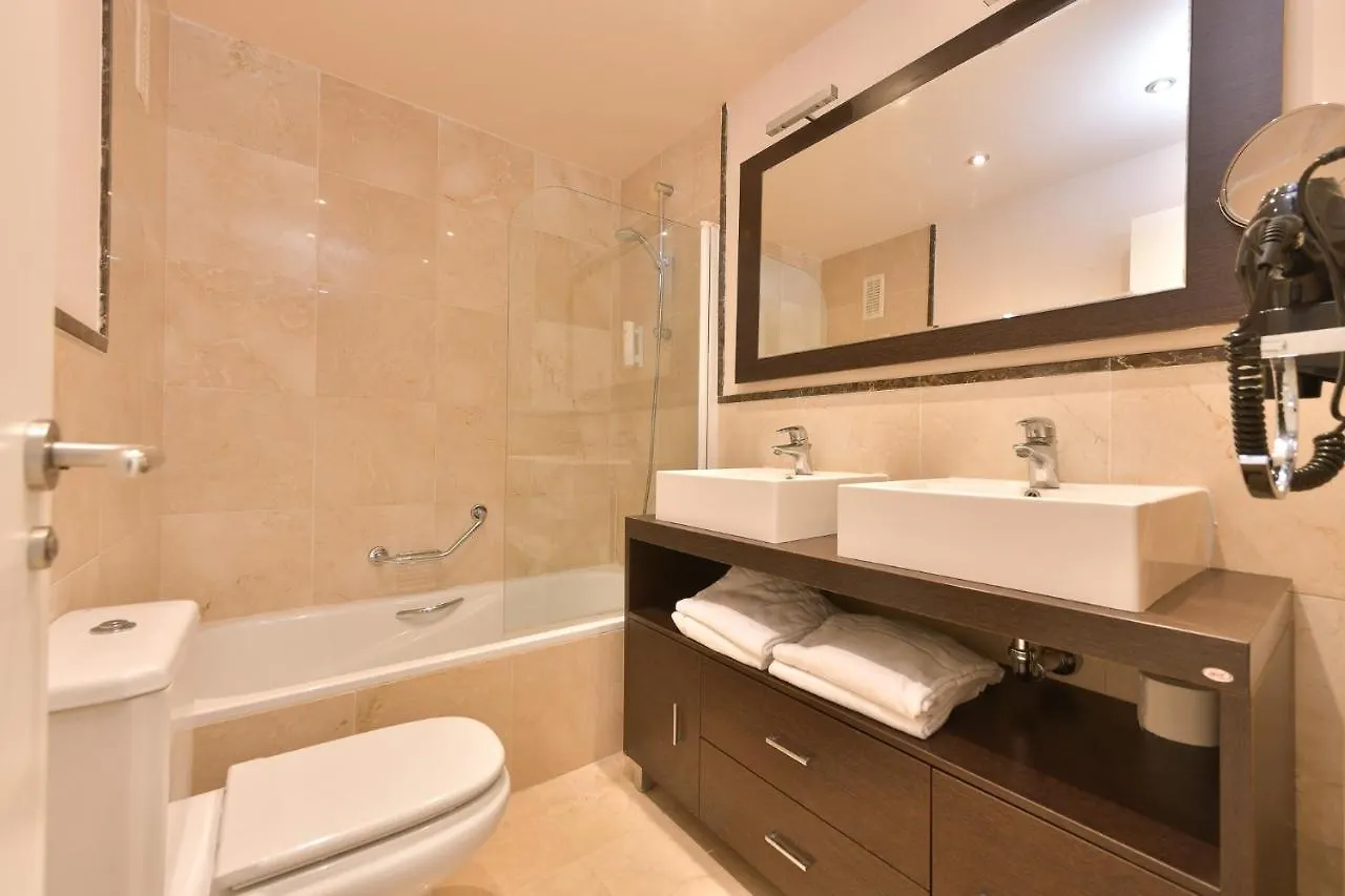 Apartamento Con Vistas Al Mar Y Parking Incluido Torrox 0*,  Spain